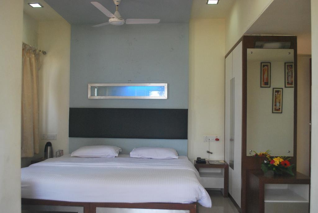 Hotel Sagar Kinara Mālvan Pokoj fotografie